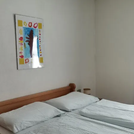 Irsara Apartmán *